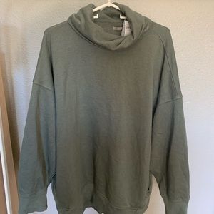 oversized turtle neck sweater